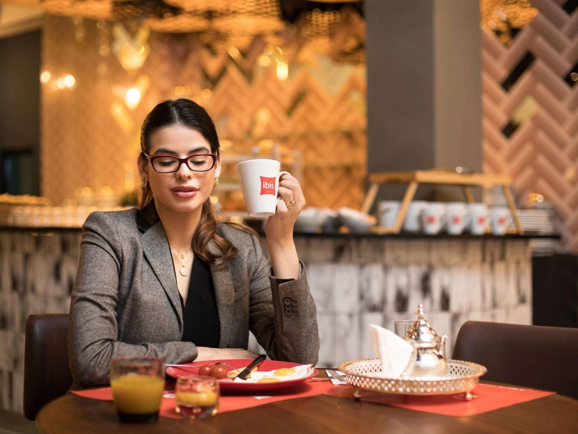 Hotel Ibis Abdelmoumen Casa Centre Casablanca Zewnętrze zdjęcie