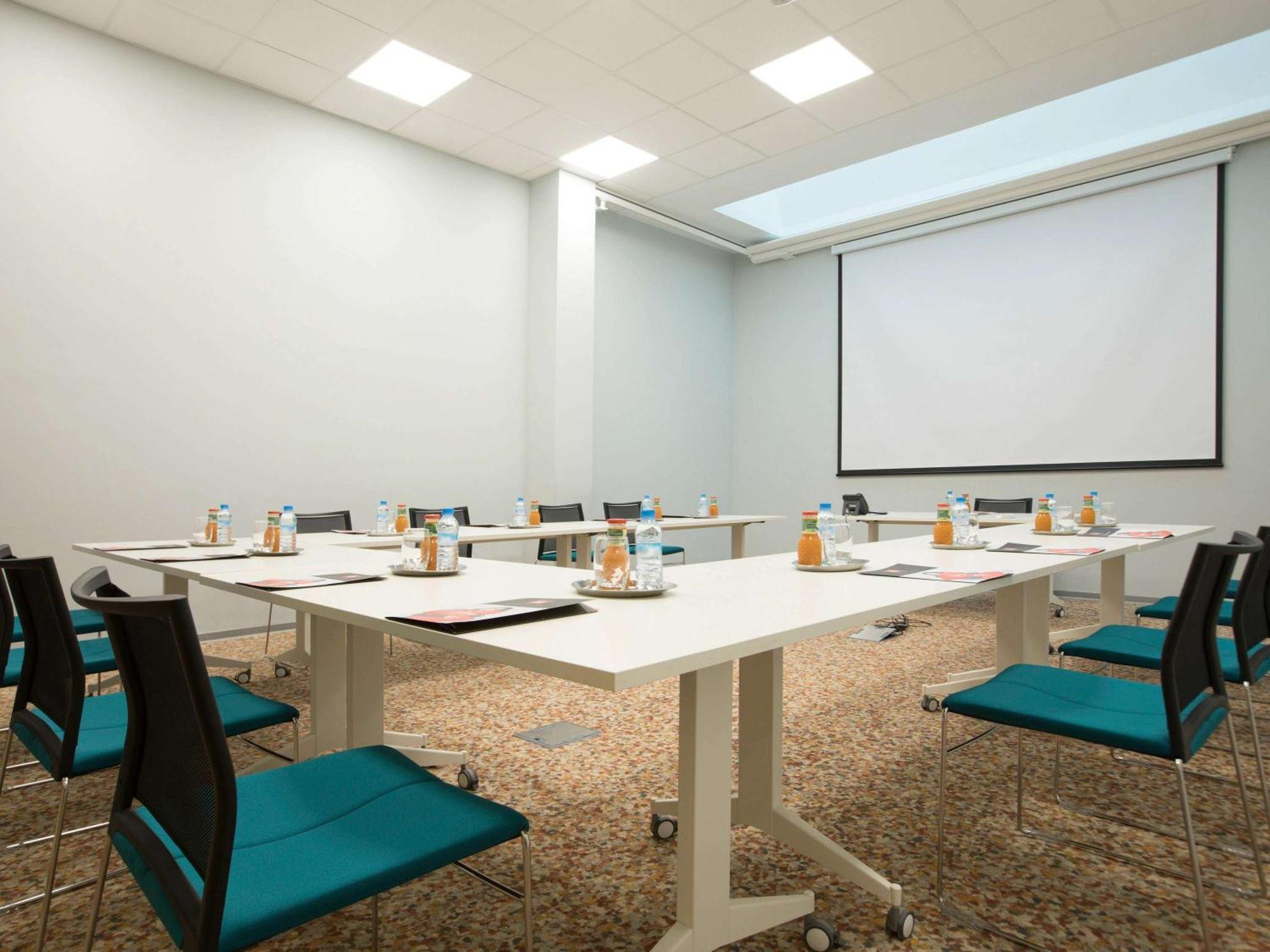 Hotel Ibis Abdelmoumen Casa Centre Casablanca Zewnętrze zdjęcie